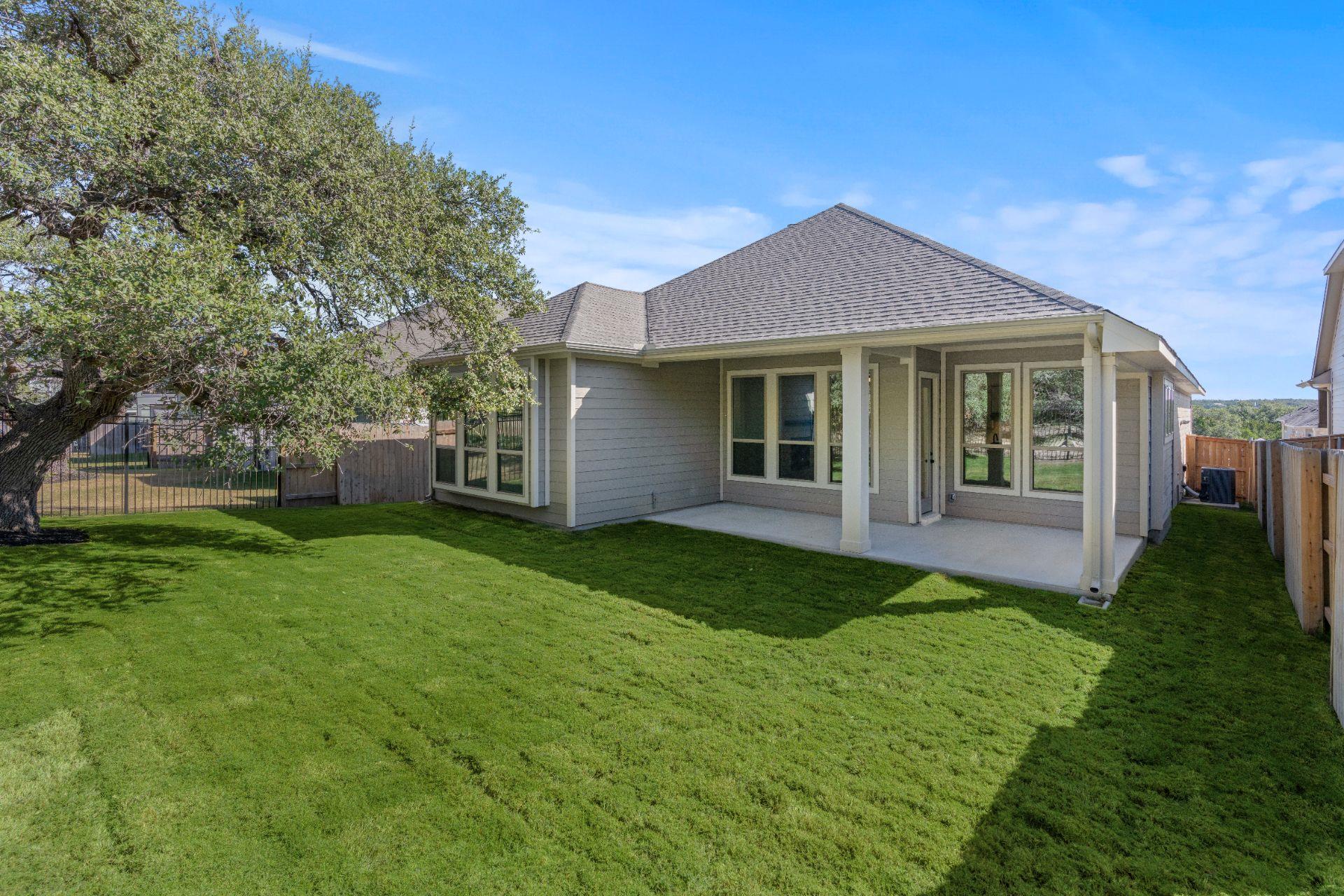 720 Sage Thrasher Cir, Dripping Springs, TX 78620