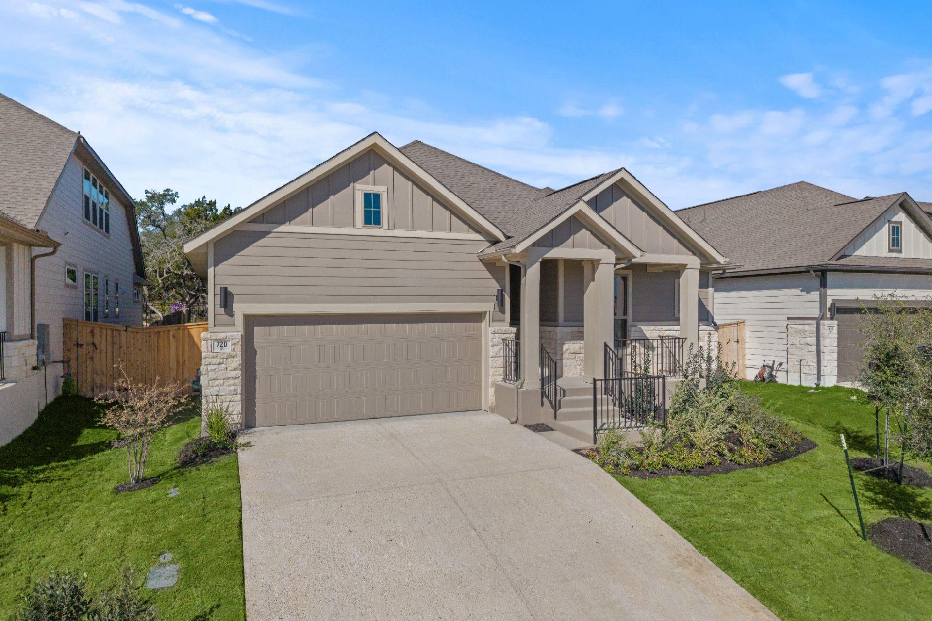 720 Sage Thrasher Cir, Dripping Springs, TX 78620