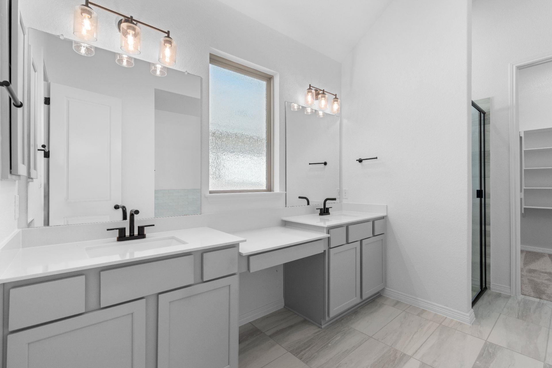 720 Sage Thrasher Cir, Dripping Springs, TX 78620