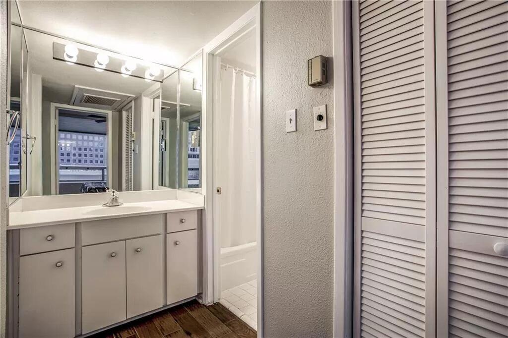 1212 Guadalupe St # 702, Austin, TX 78701