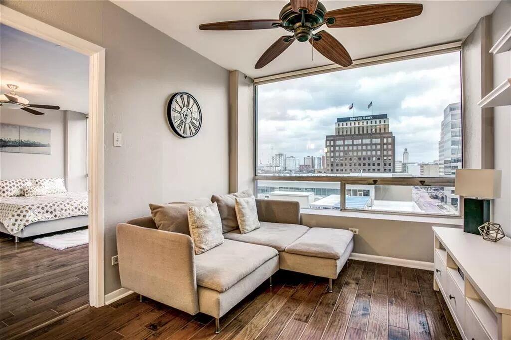 1212 Guadalupe St # 702, Austin, TX 78701