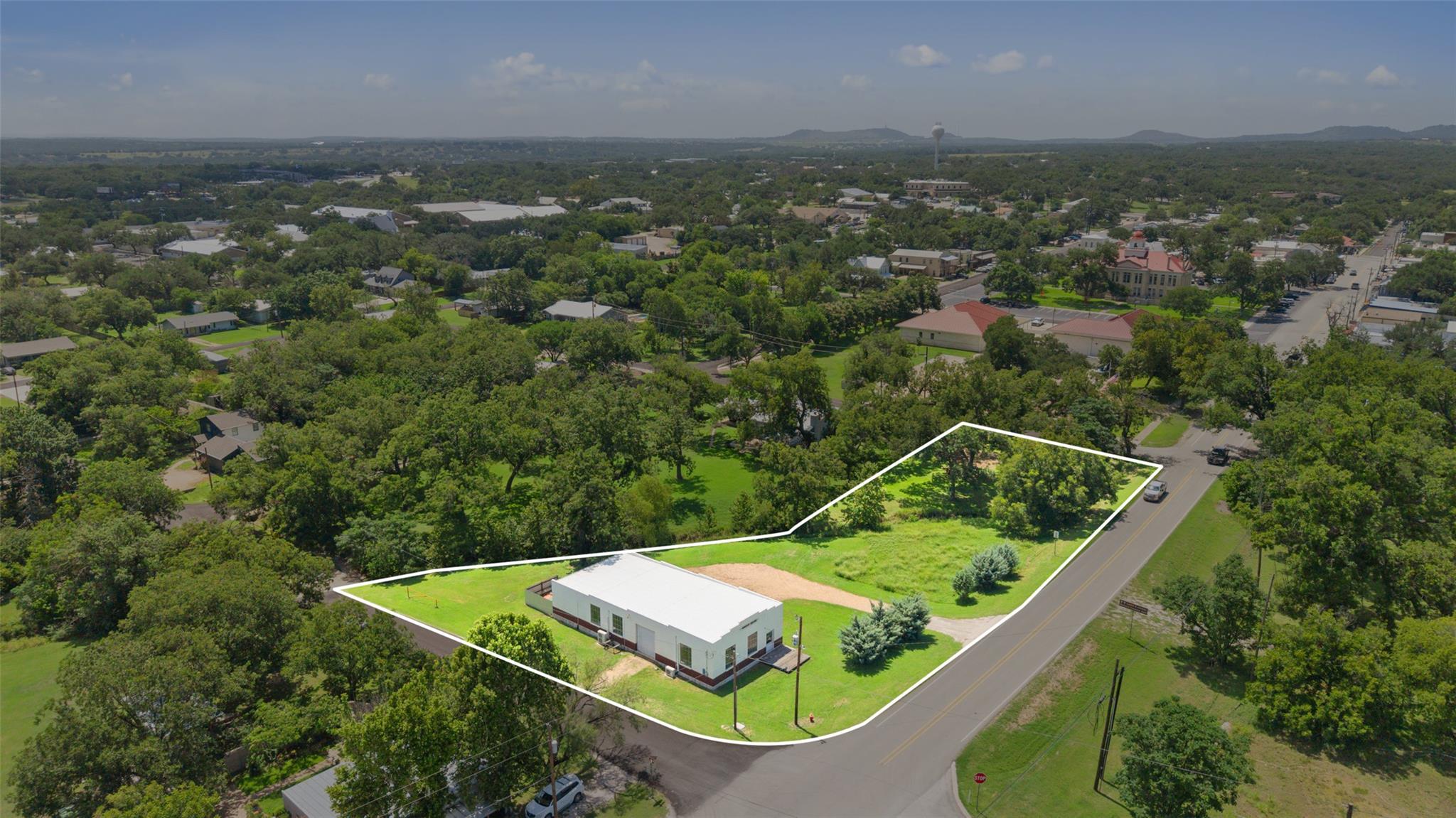 404 Nugent, Johnson City, TX 78636