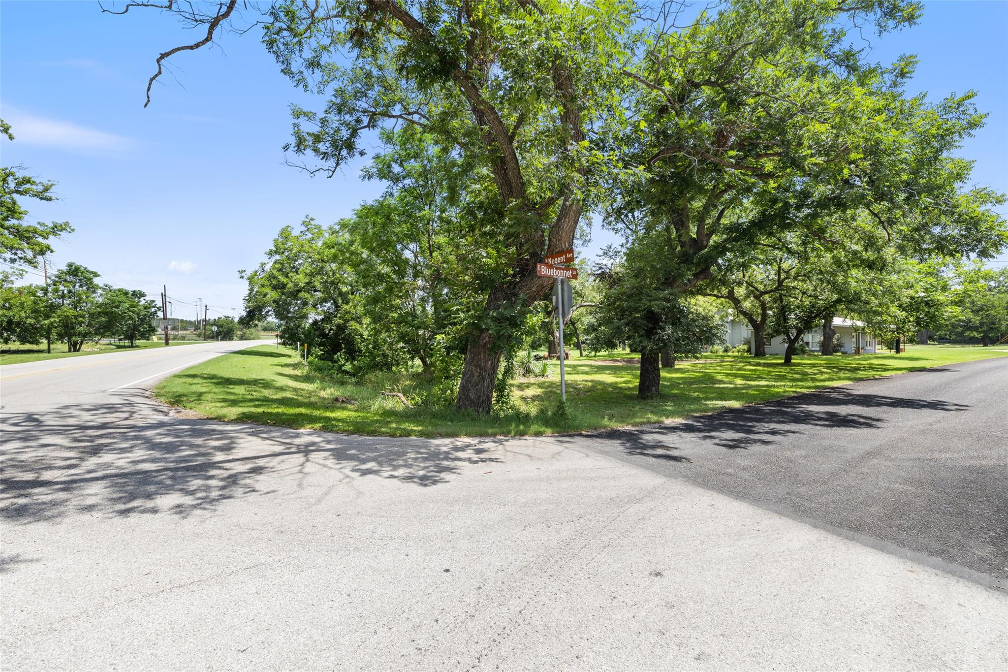 404 Nugent, Johnson City, TX 78636