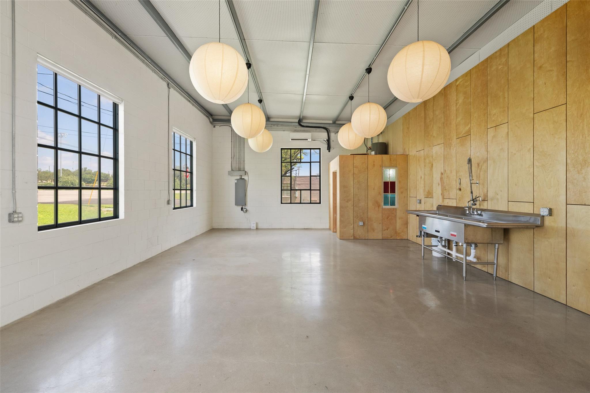 404 Nugent, Johnson City, TX 78636