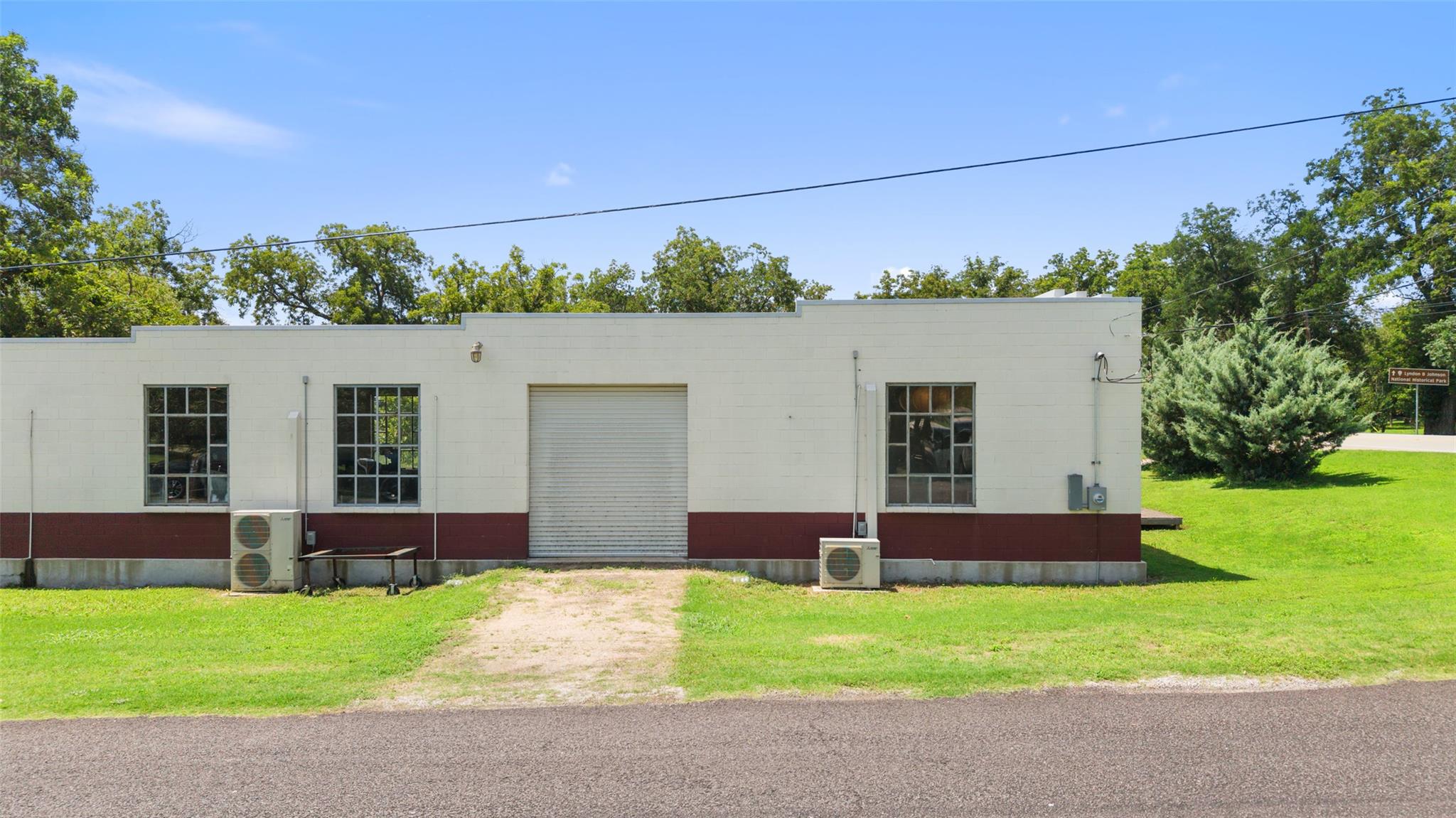 404 Nugent, Johnson City, TX 78636