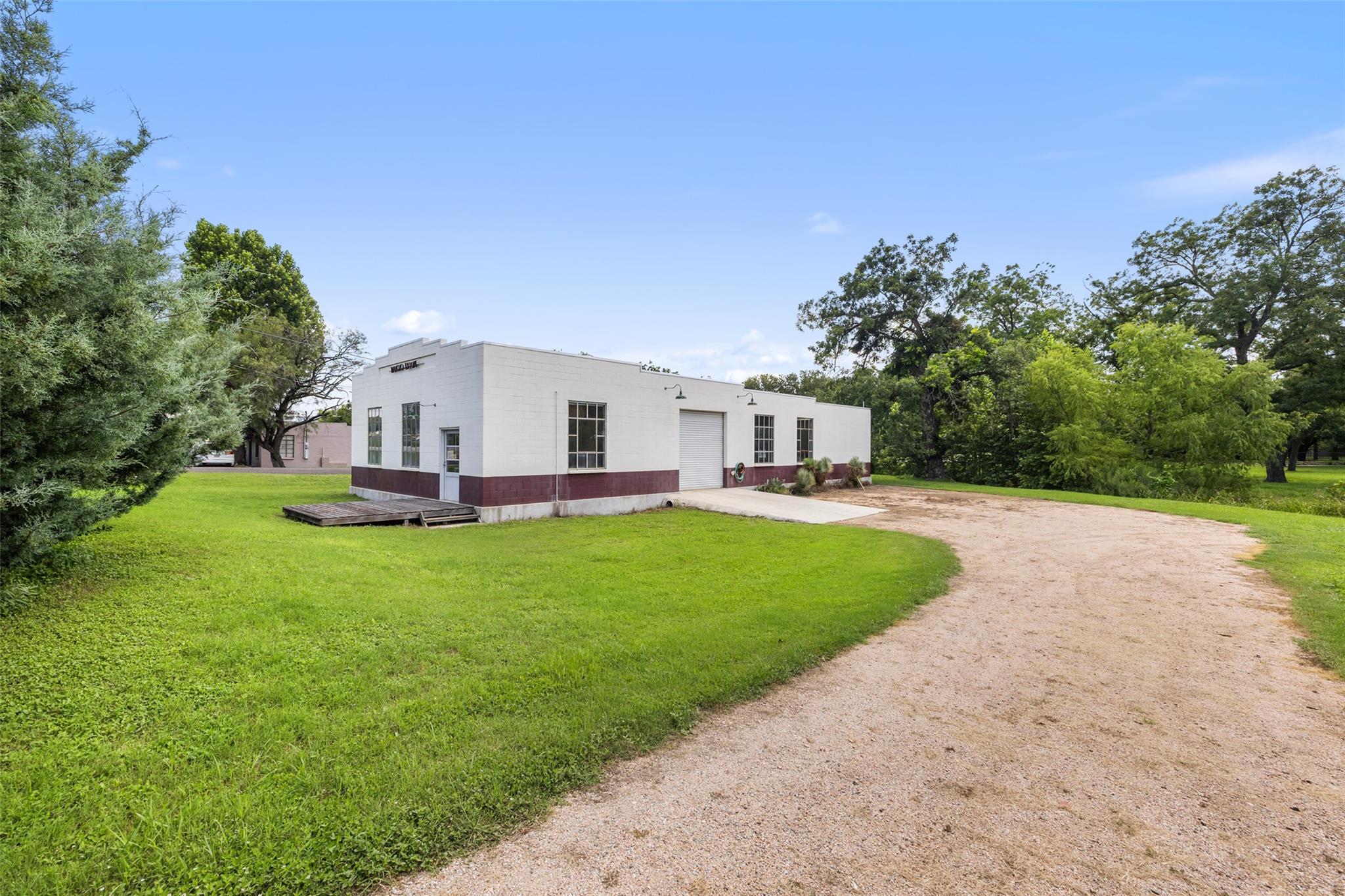 404 Nugent, Johnson City, TX 78636