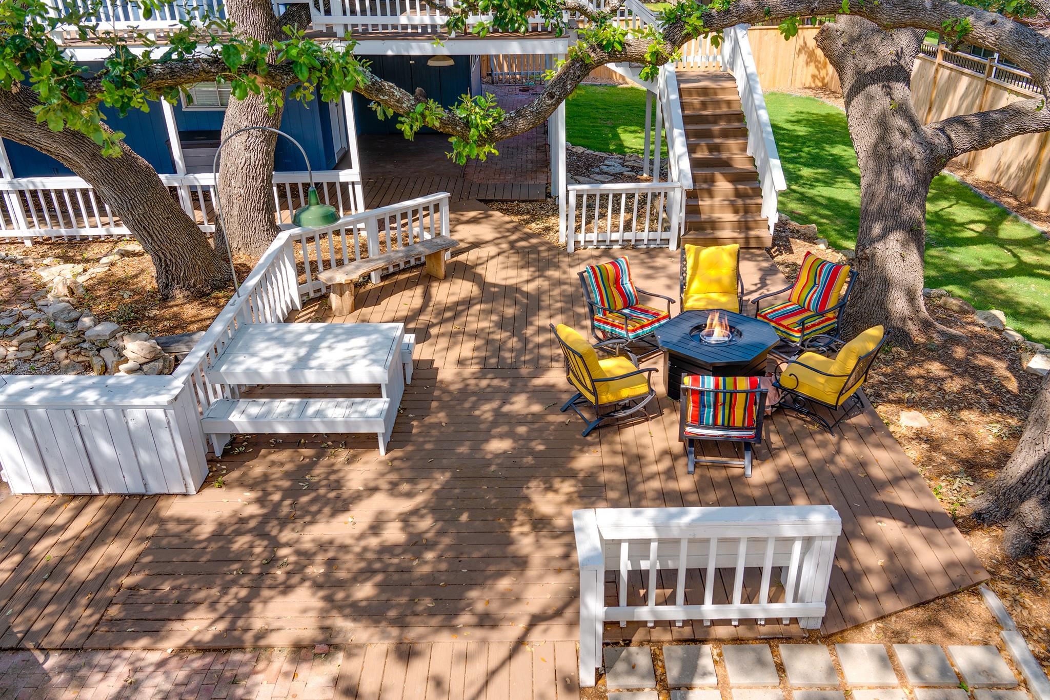 1322 Amanda Dr, Canyon Lake, TX 78133