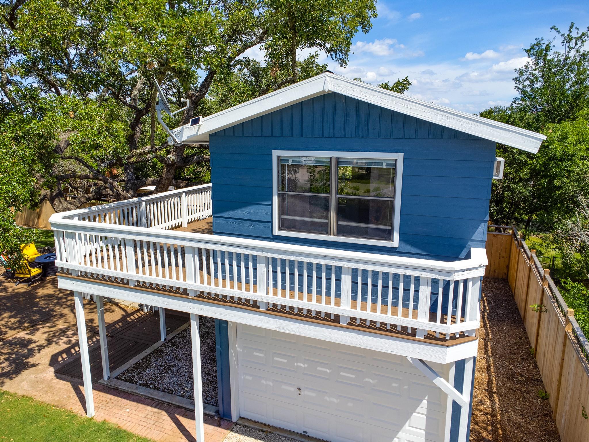 1322 Amanda Dr, Canyon Lake, TX 78133