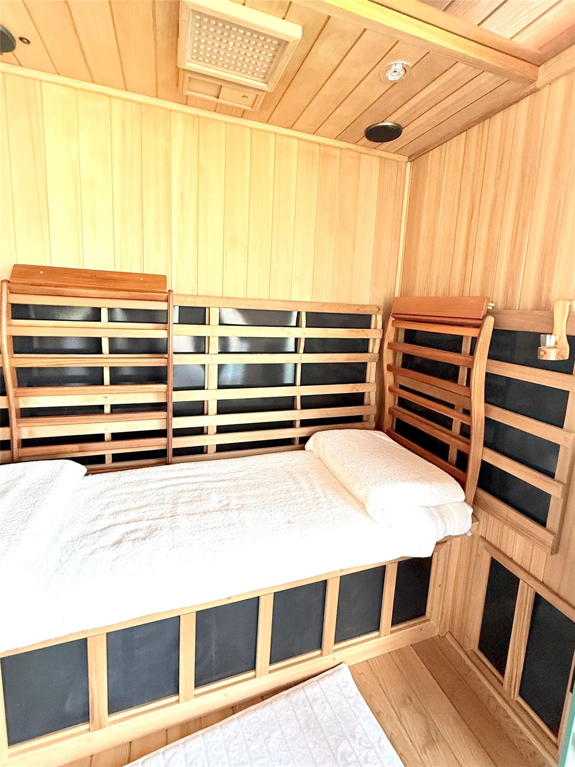 203 Grande St, Driftwood, TX 78619