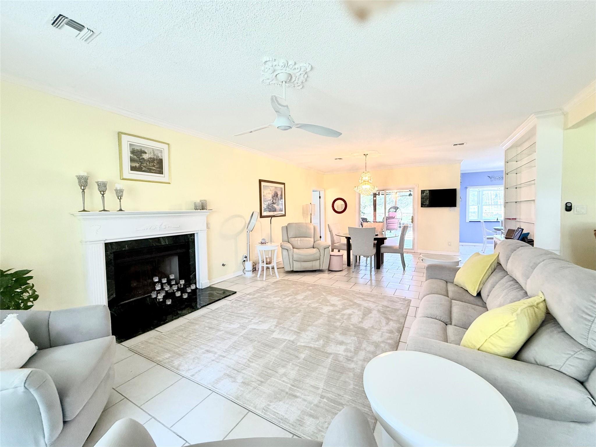 203 Grande St, Driftwood, TX 78619