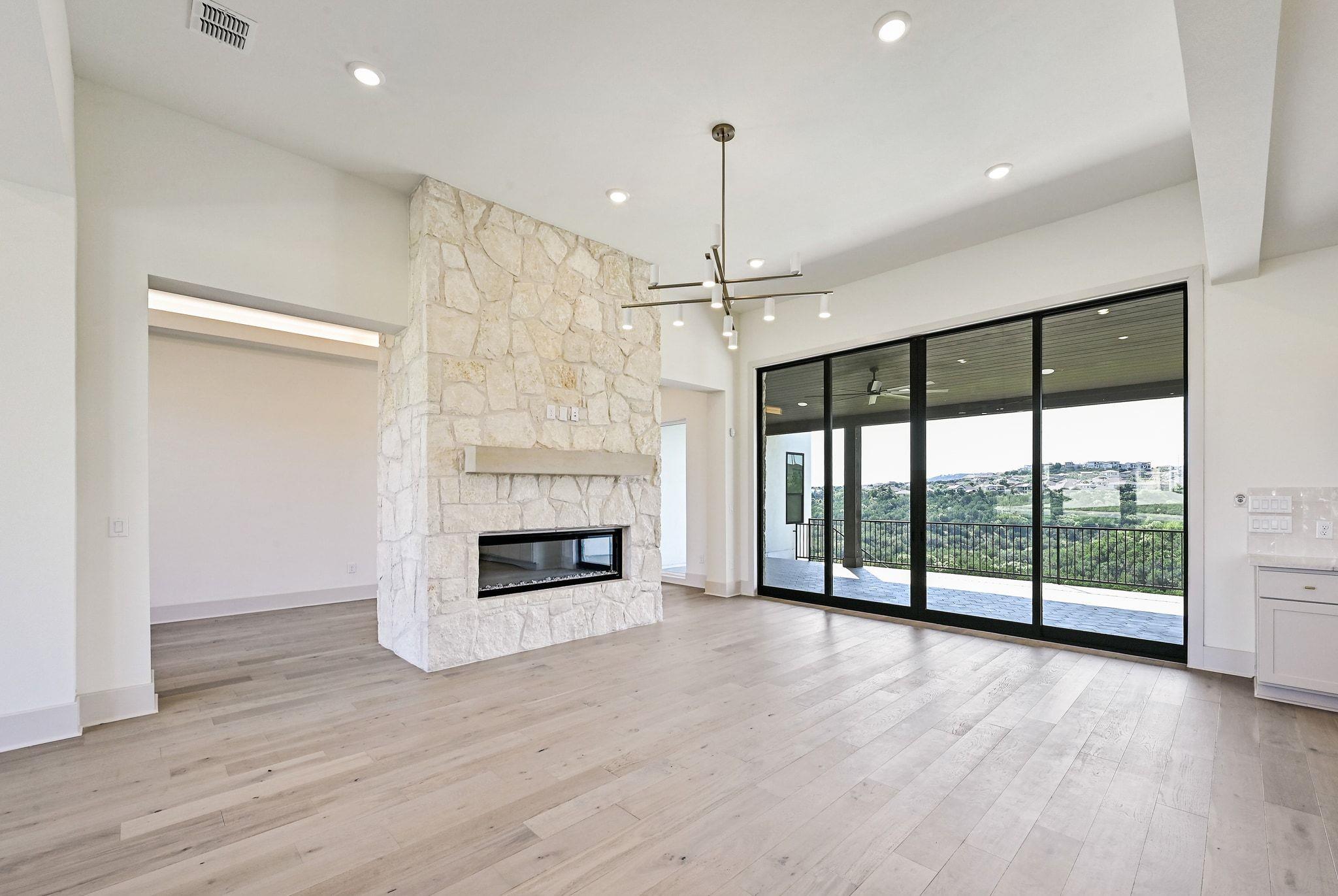 944 Bristol Creek Bnd, Lakeway, TX 78738