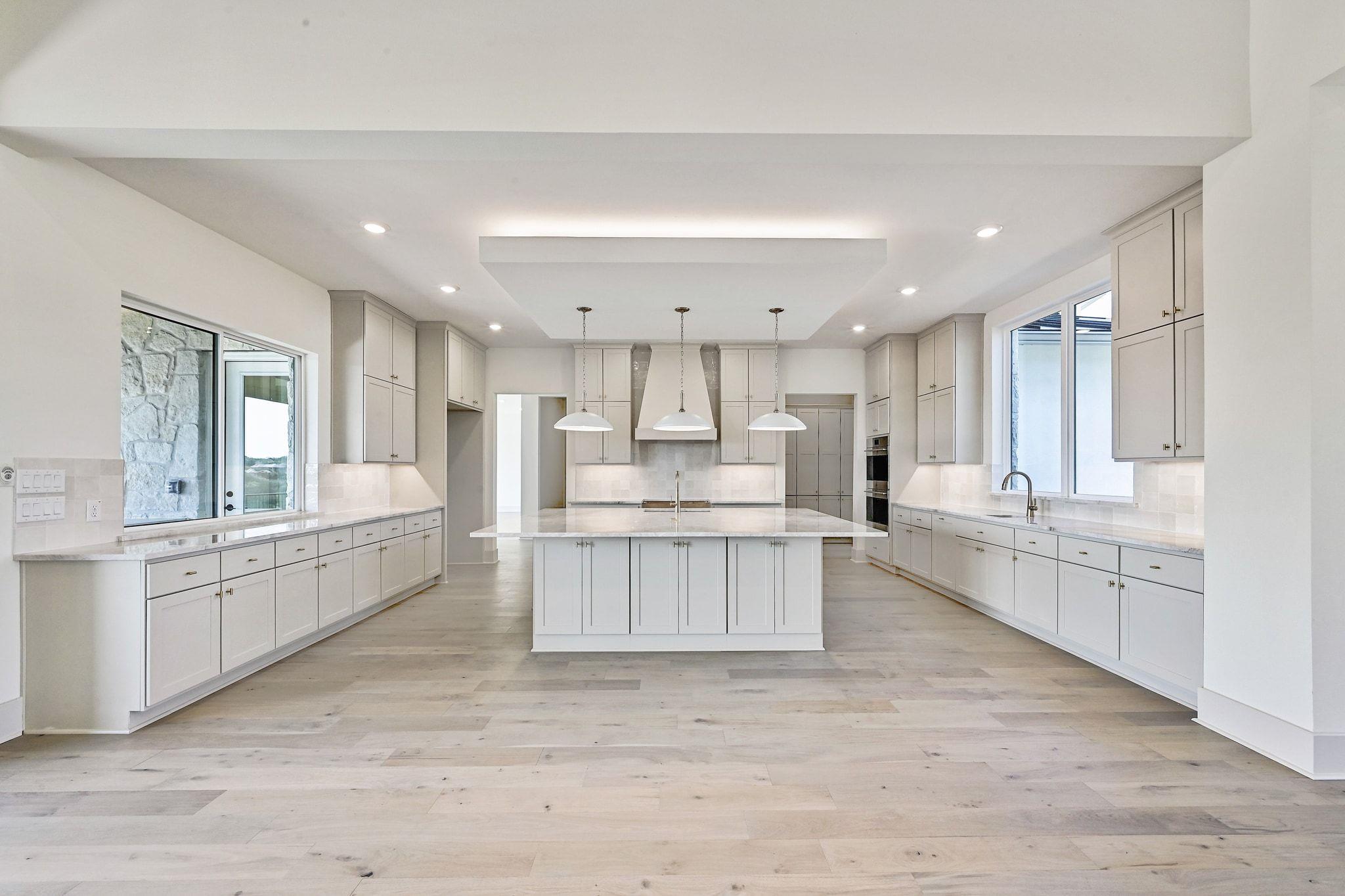 944 Bristol Creek Bnd, Lakeway, TX 78738