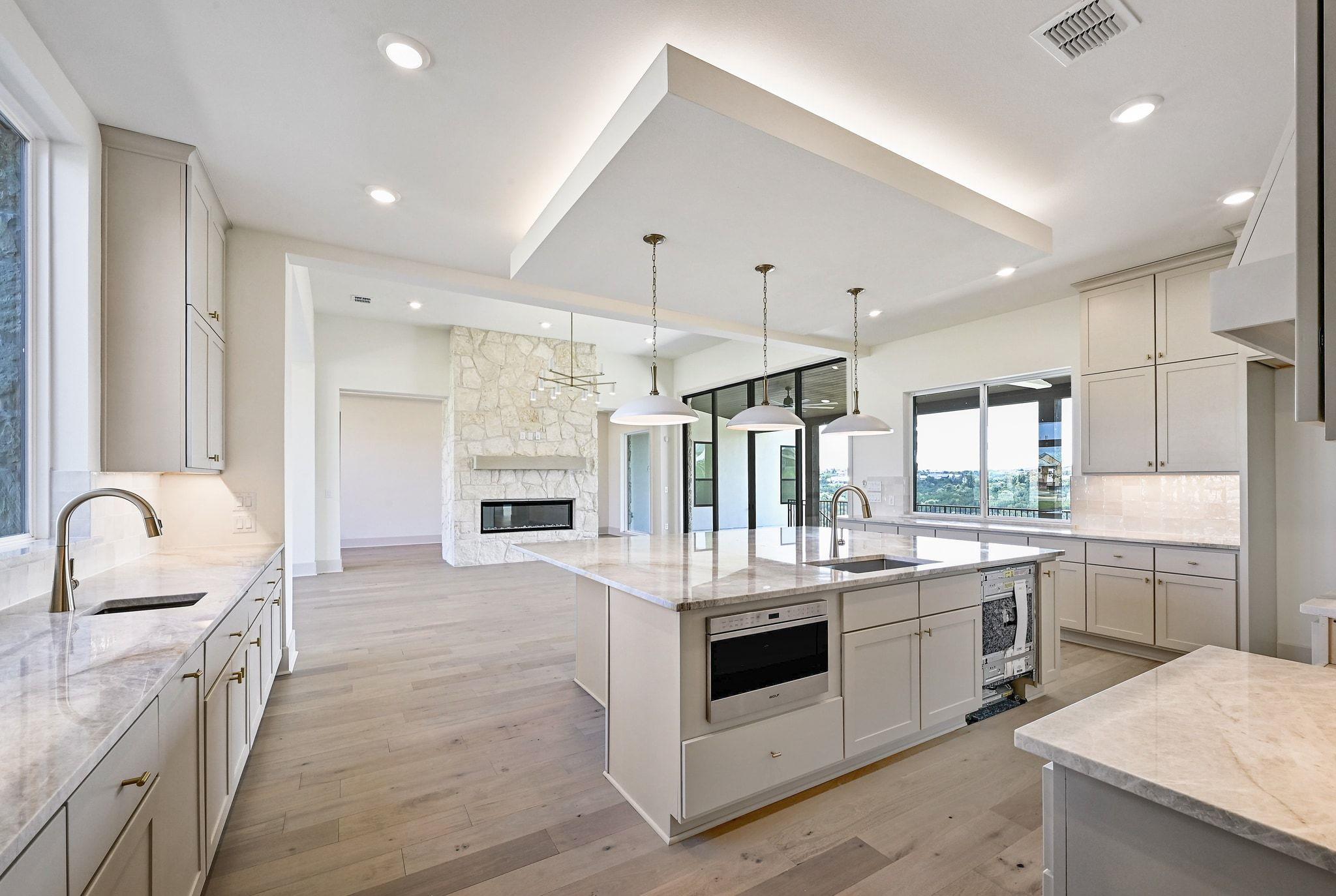 944 Bristol Creek Bnd, Lakeway, TX 78738