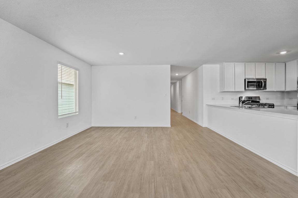133 Ghost Stories Way, Hutto, TX 78634