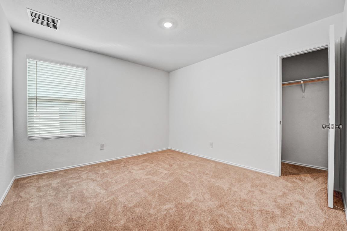 133 Ghost Stories Way, Hutto, TX 78634