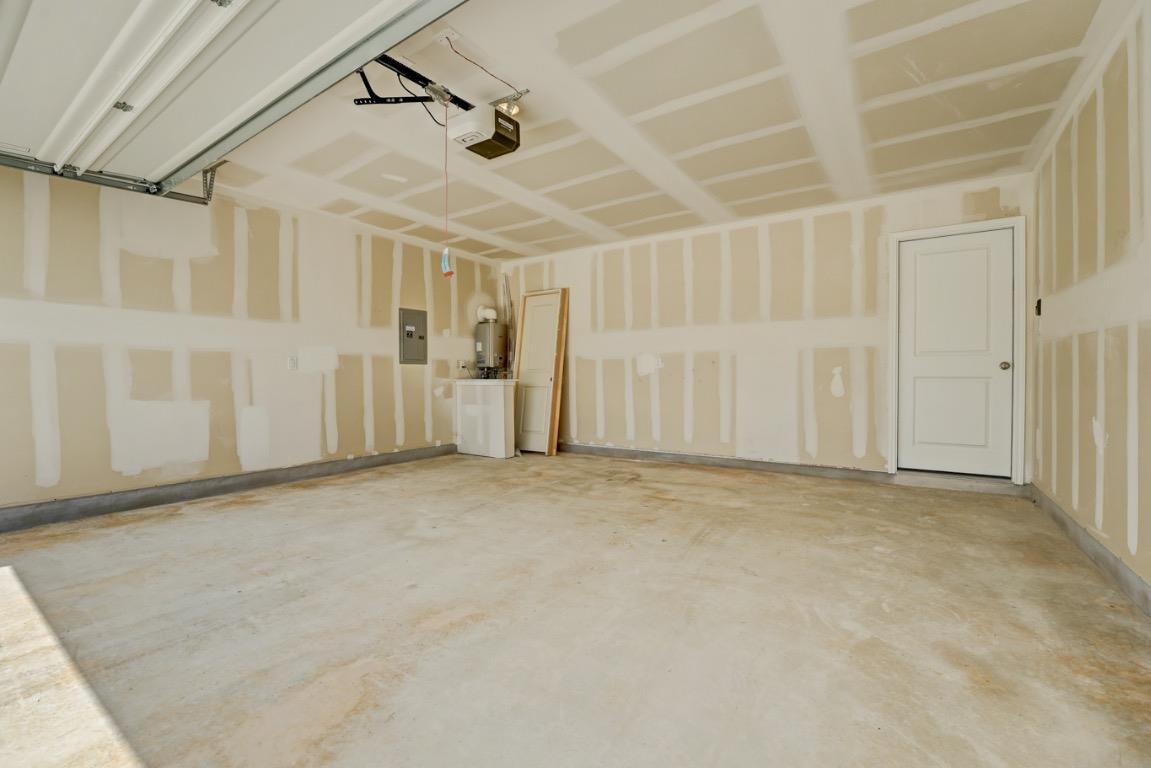 133 Ghost Stories Way, Hutto, TX 78634