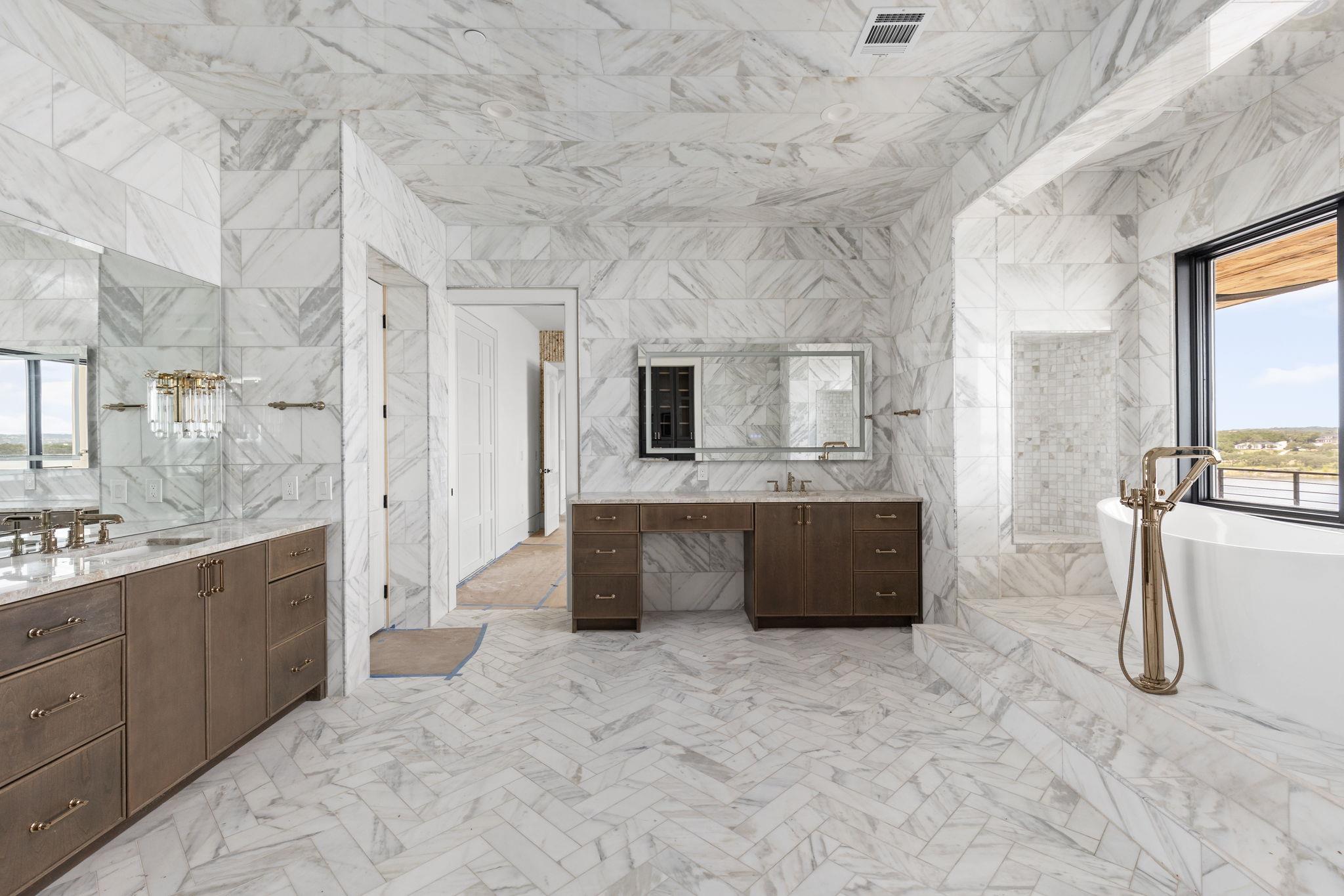 1496 Buffalo Gap Rd, Lakeway, TX 78734