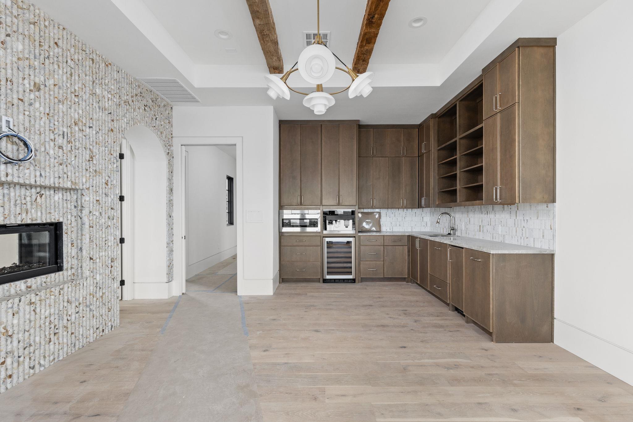 1496 Buffalo Gap Rd, Lakeway, TX 78734