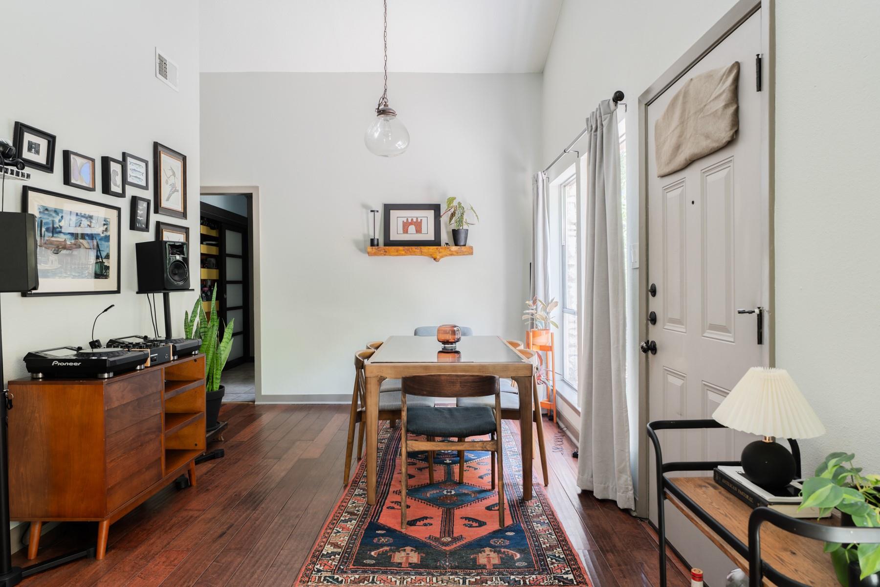 3301 Doolin Dr, Austin, TX 78704