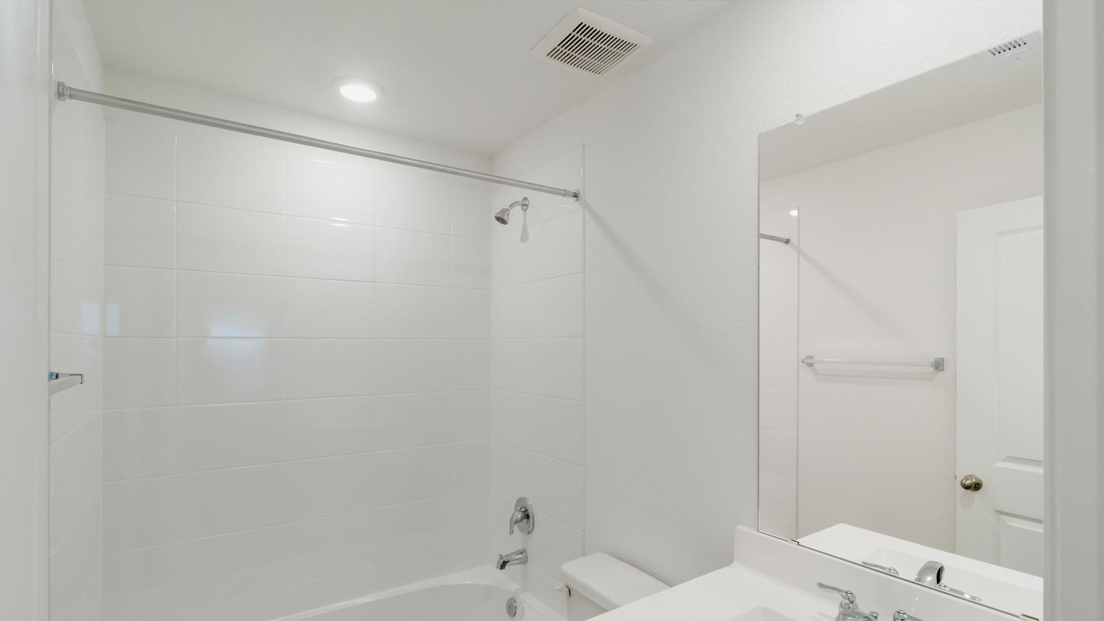 149 Schuenemann Way, Uhland, TX 78640