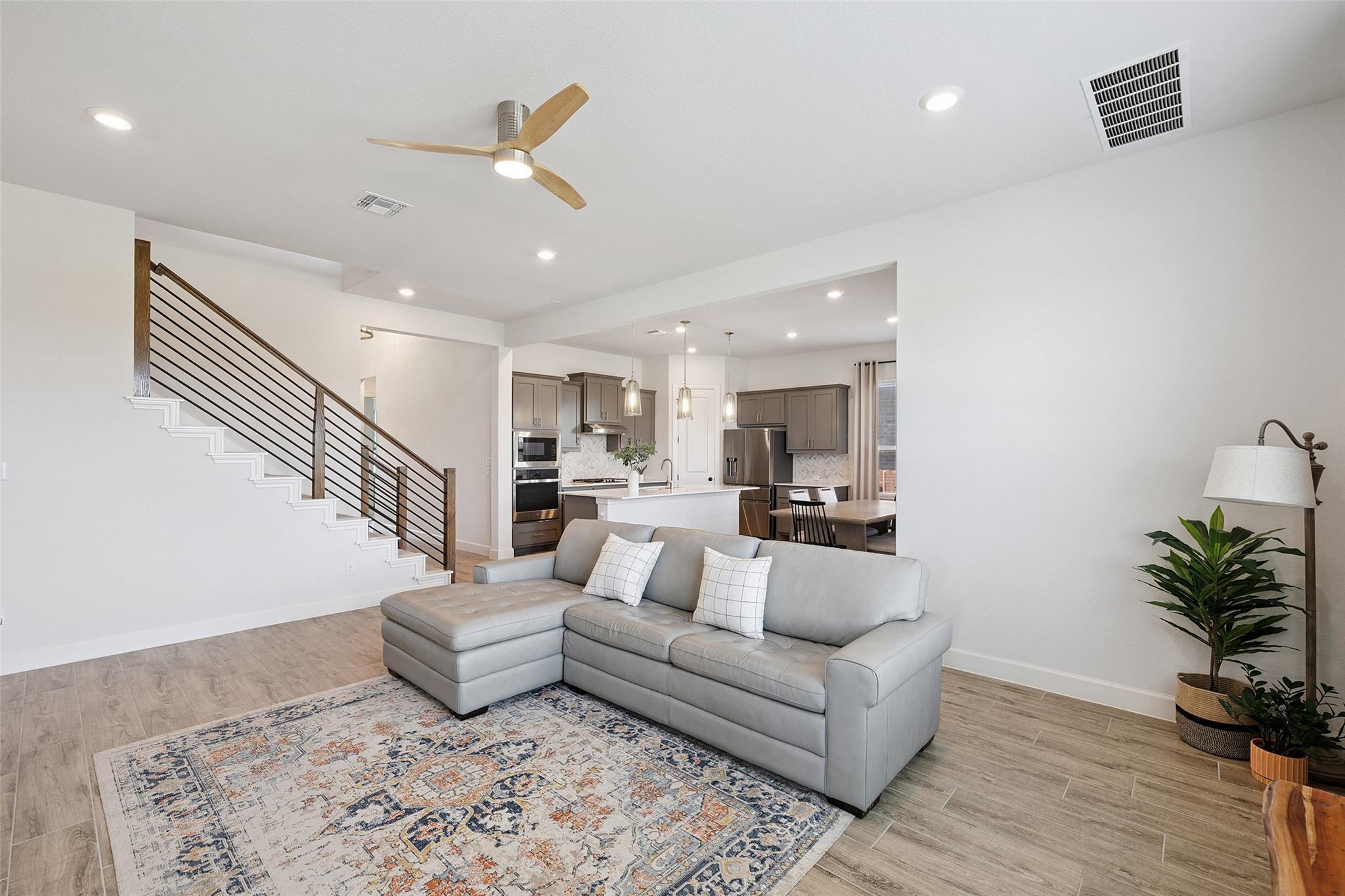 6908 Empresa Dr, Austin, TX 78738