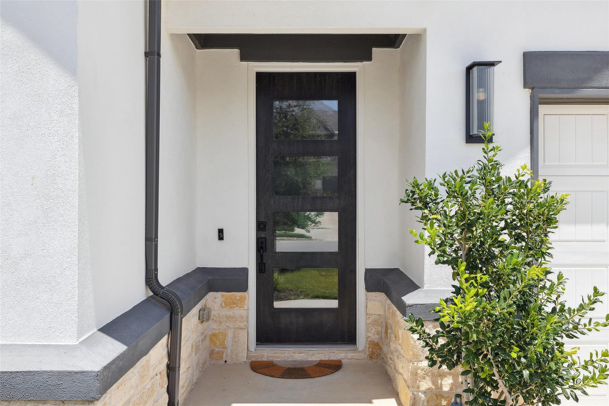 6908 Empresa Dr, Austin, TX 78738