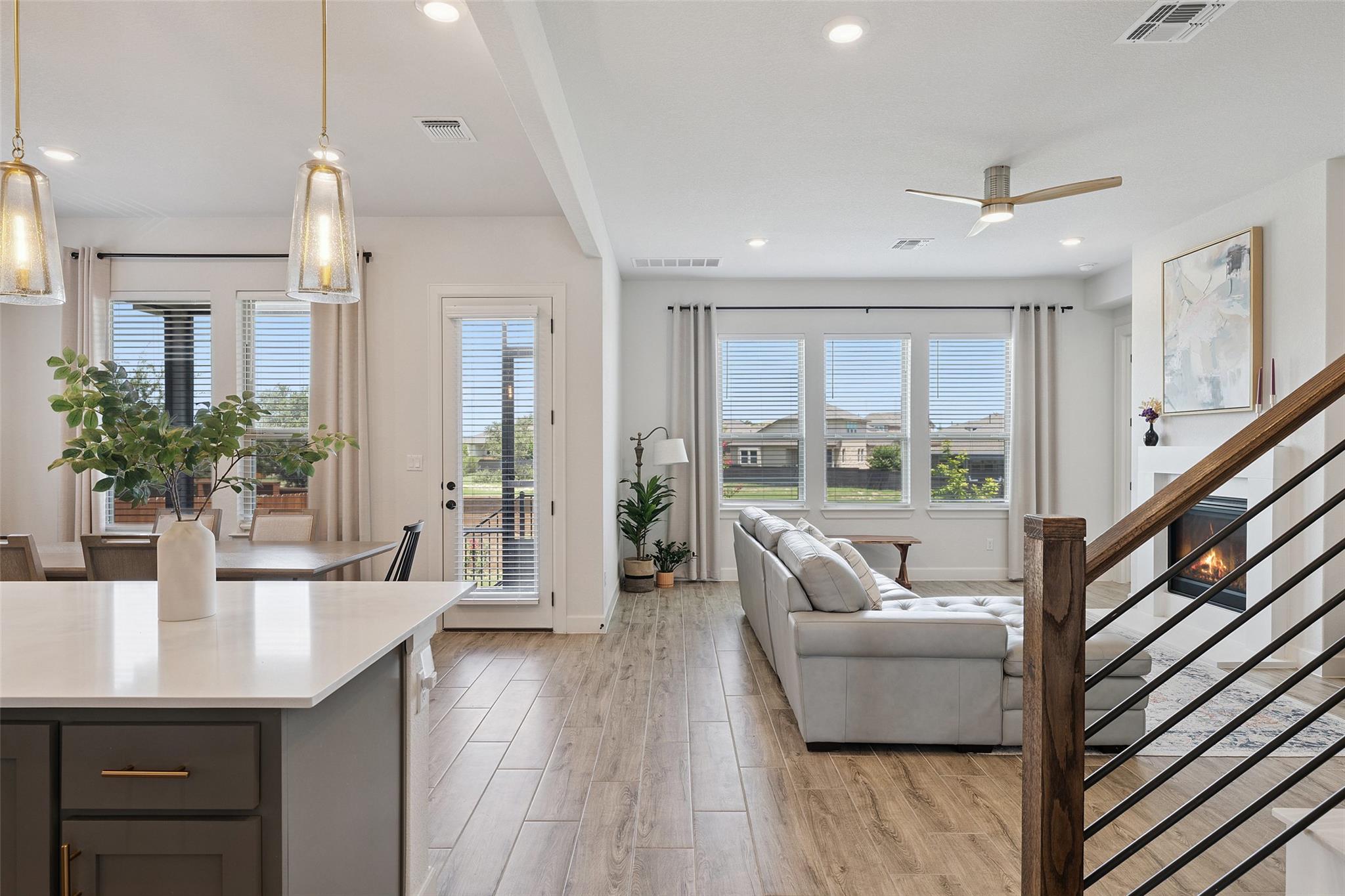 6908 Empresa Dr, Austin, TX 78738