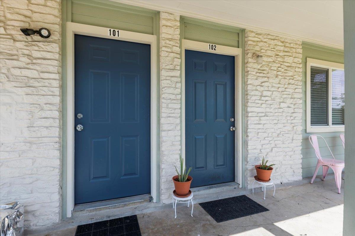 1904 Hearthstone Dr, Austin, TX 78757