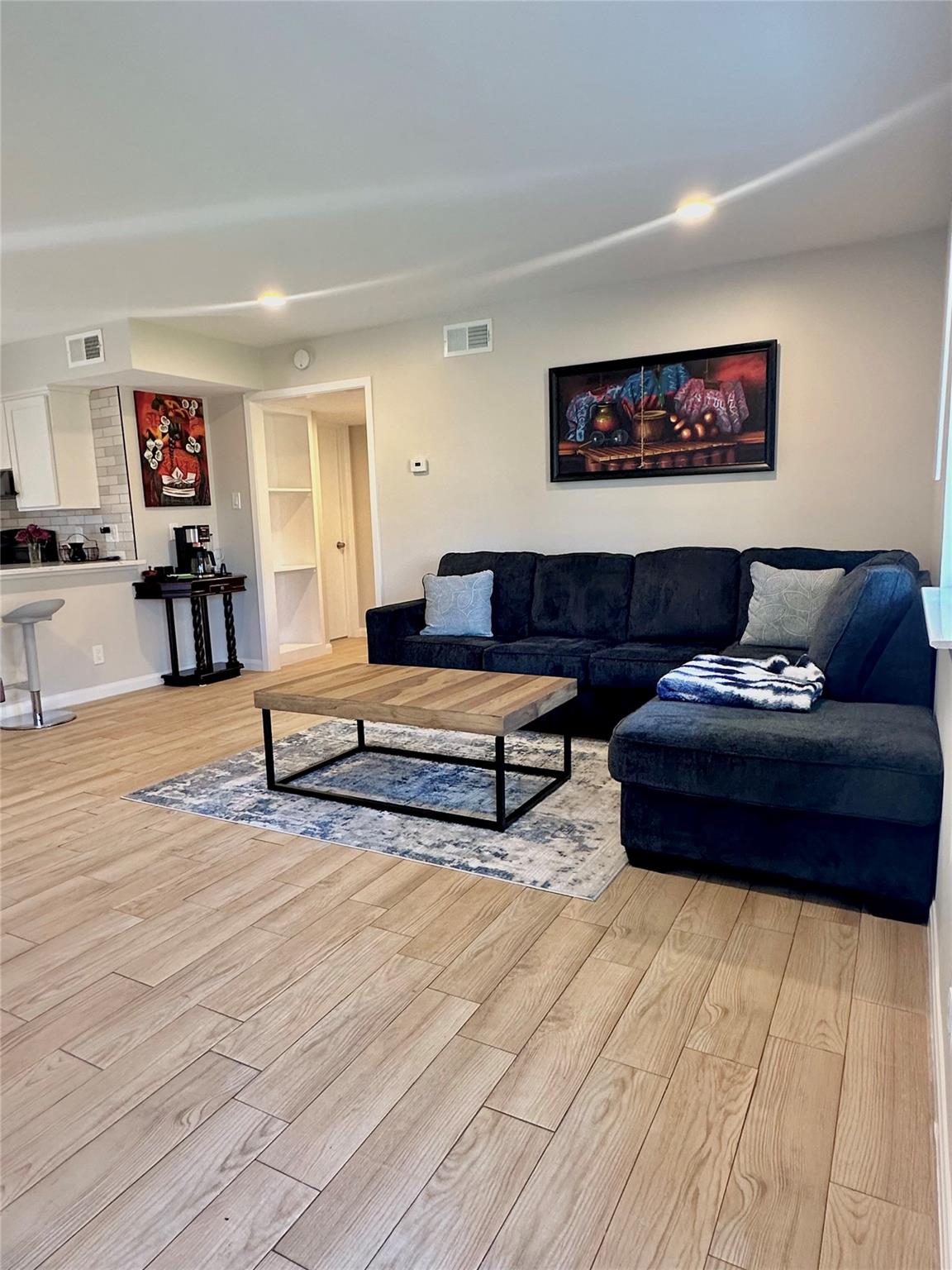 1904 Hearthstone Dr, Austin, TX 78757