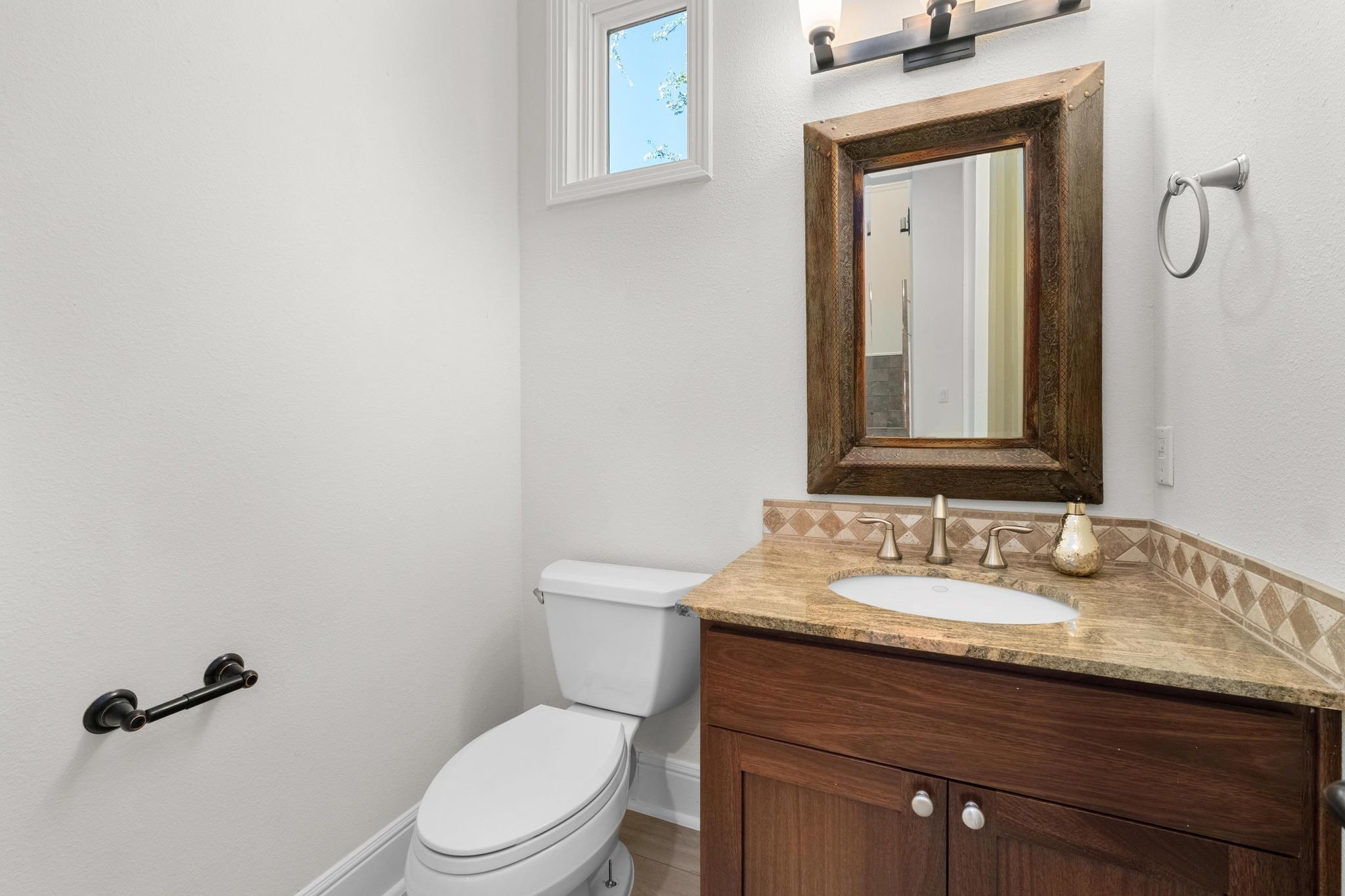 1101 Sprague Ln, West Lake Hills, TX 78746