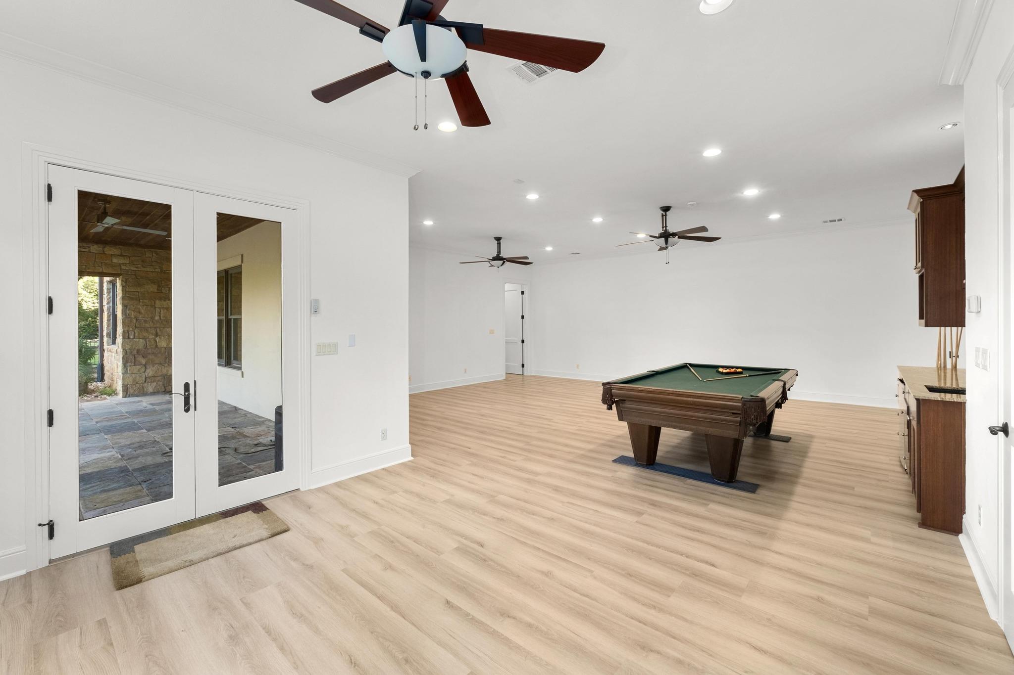 1101 Sprague Ln, West Lake Hills, TX 78746