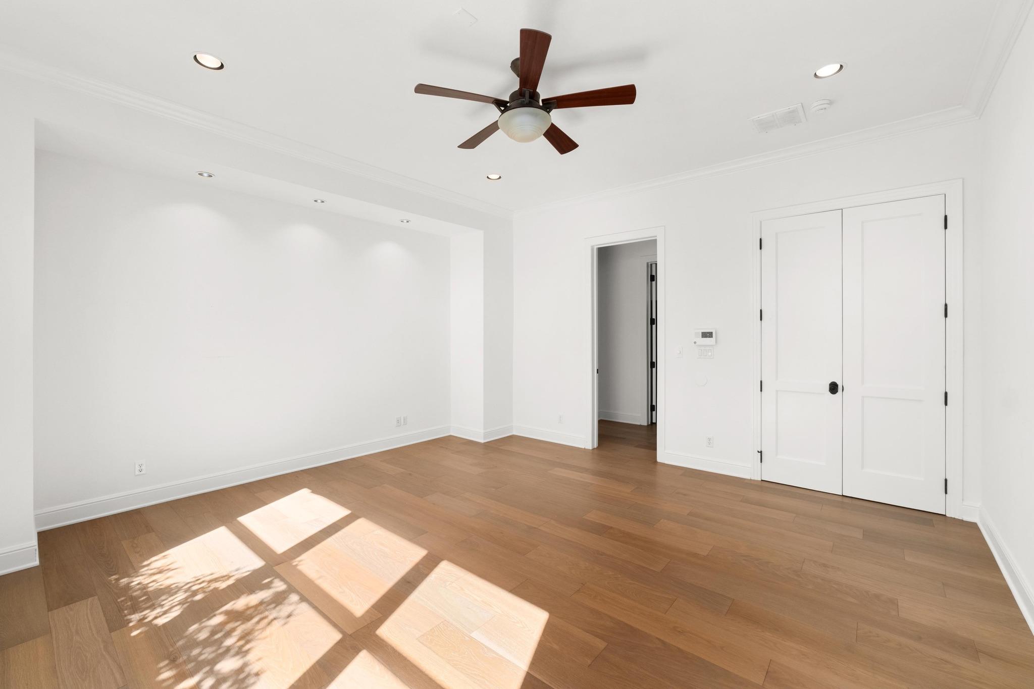 1101 Sprague Ln, West Lake Hills, TX 78746