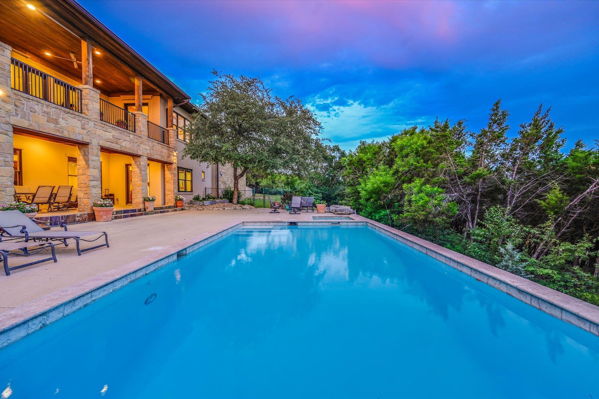 1101 Sprague Ln, West Lake Hills, TX 78746