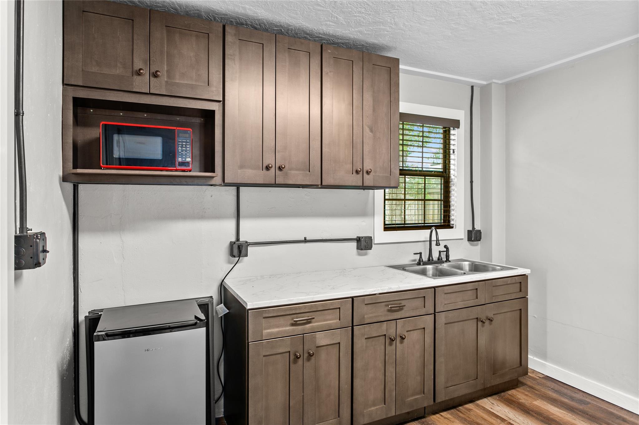 875 E Brenham St, Giddings, TX 78942