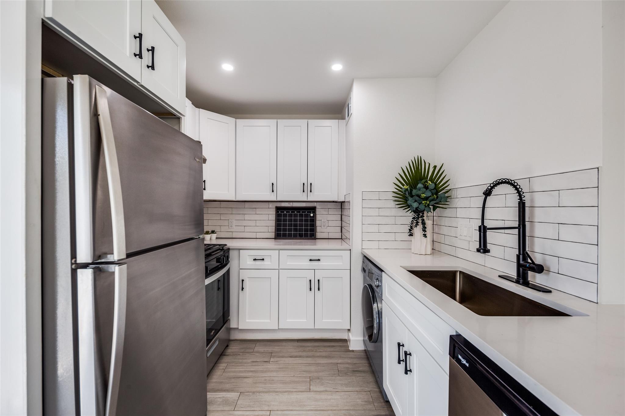 1200 E 52nd St # 205, Austin, TX 78723