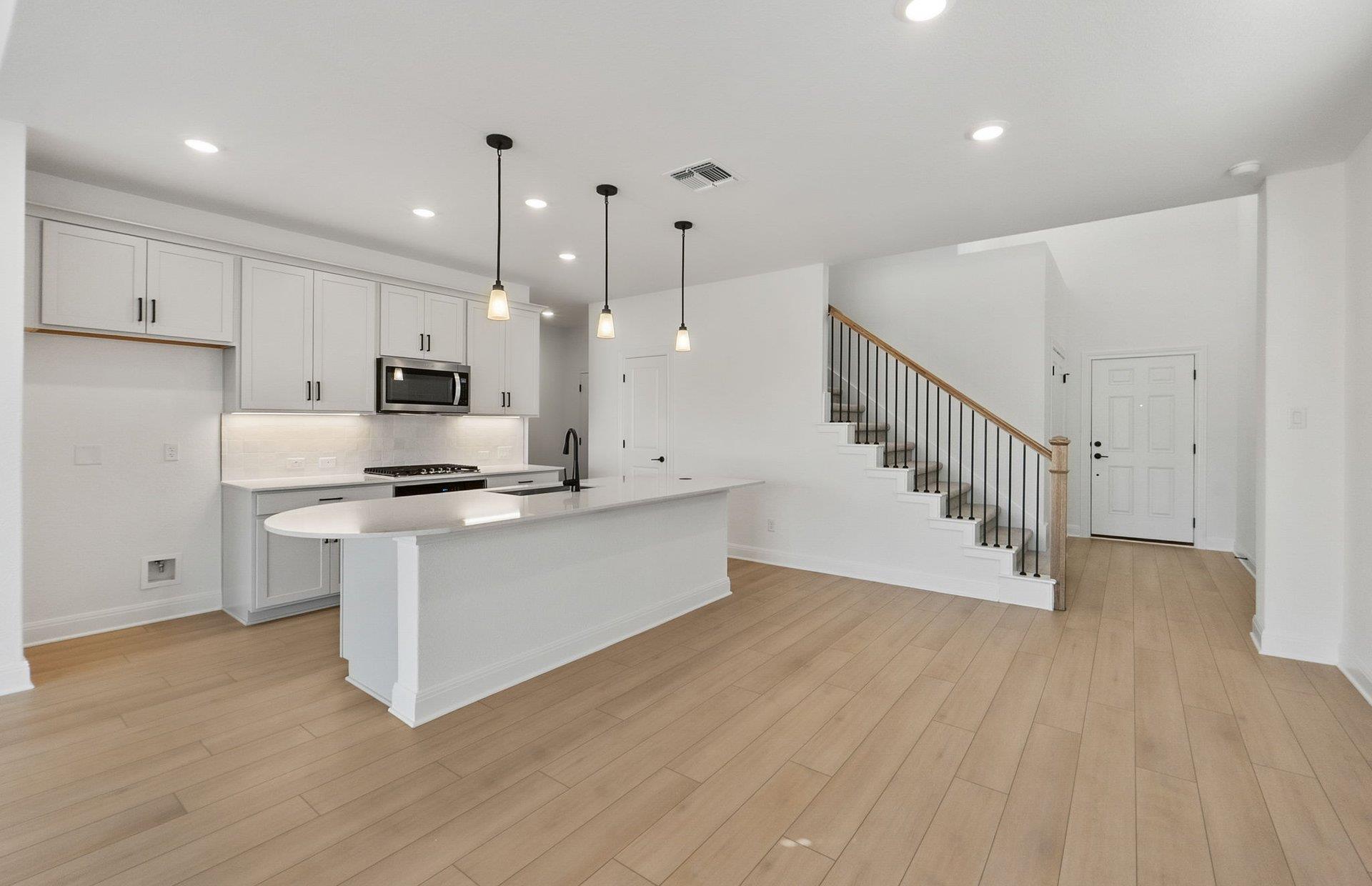 217 Regatta Trl, Leander, TX 78641