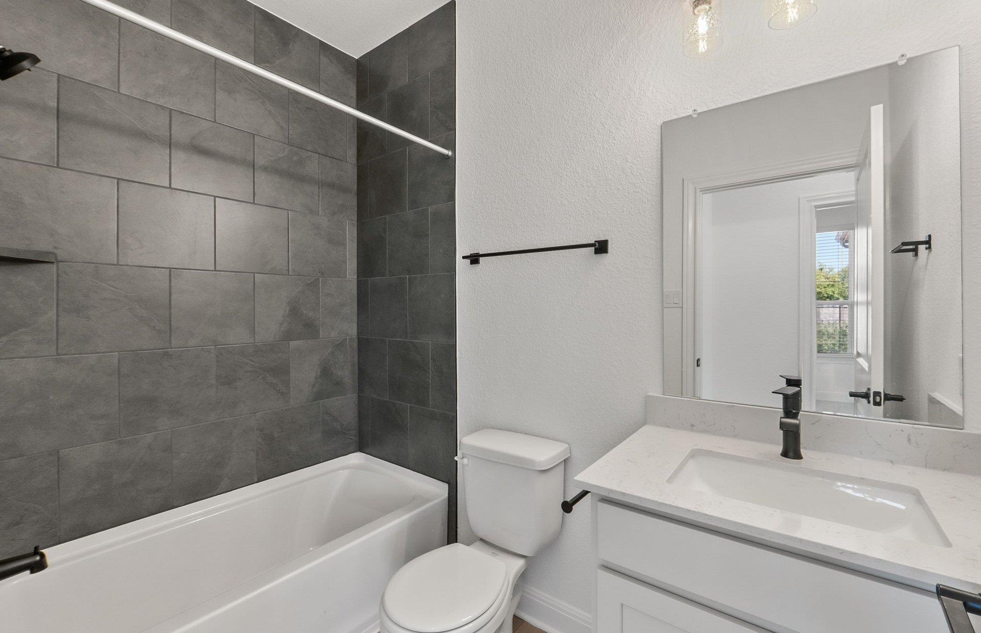 217 Regatta Trl, Leander, TX 78641