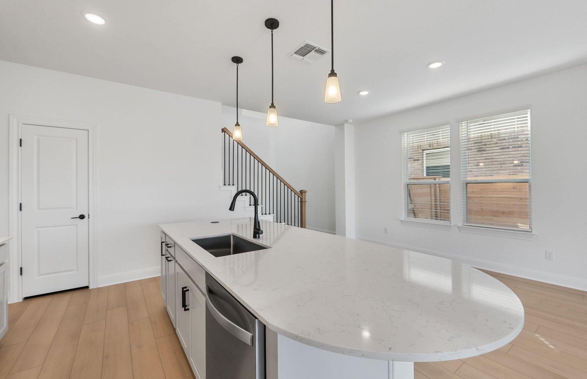 217 Regatta Trl, Leander, TX 78641