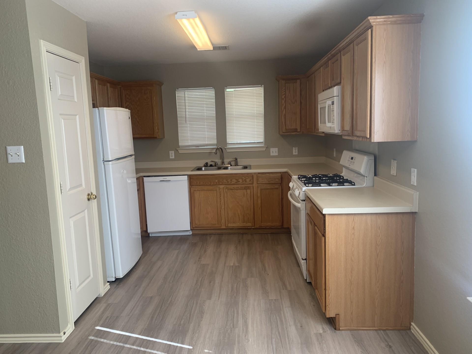 380 Wetzel, Kyle, TX 78640