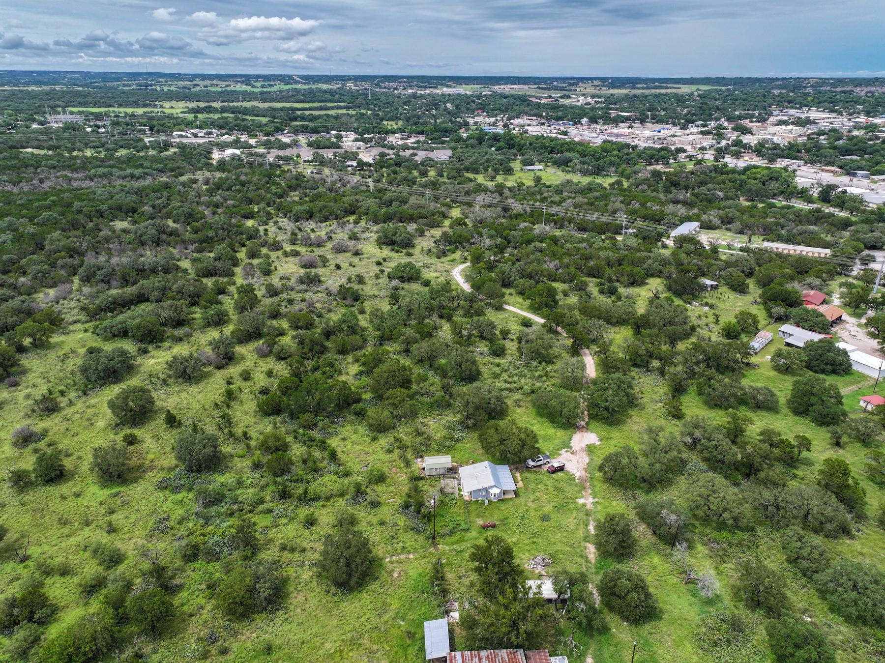 505 Holiday Dr, Burnet, TX 78611