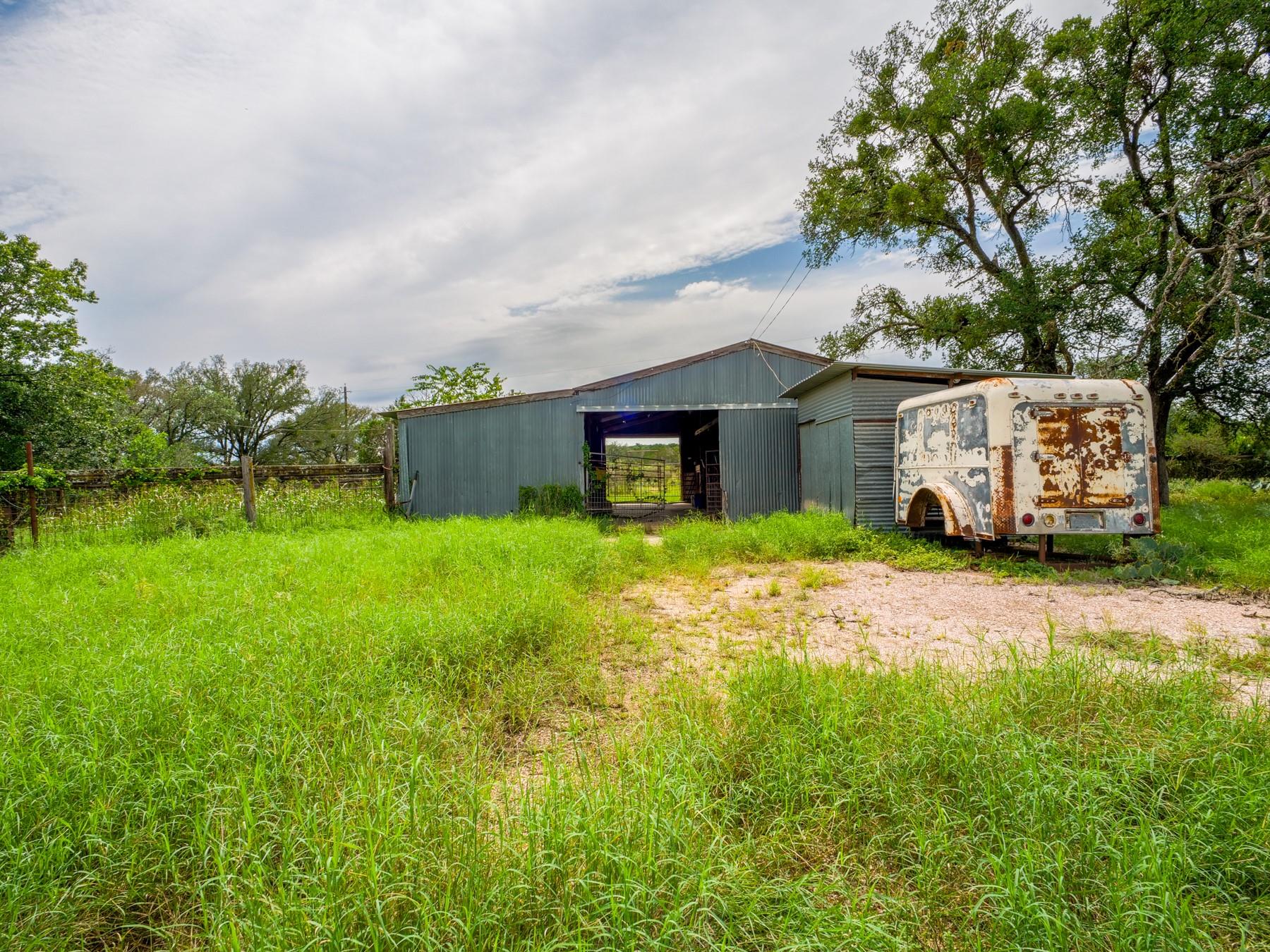 505 Holiday Dr, Burnet, TX 78611