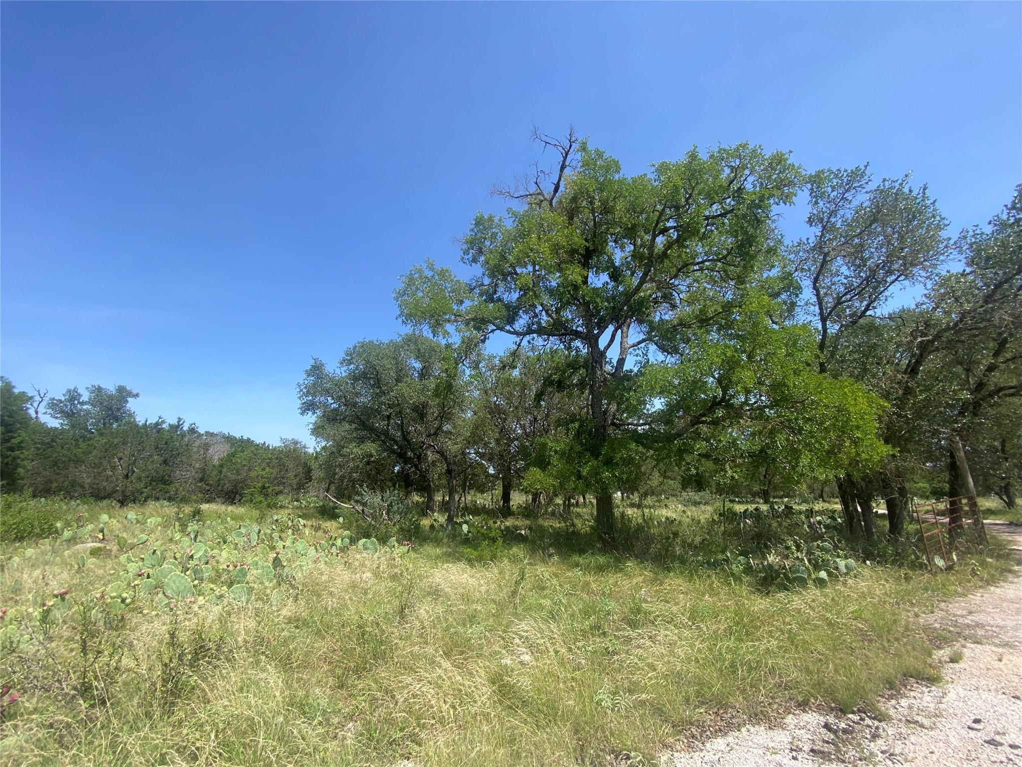 505 Holiday Dr, Burnet, TX 78611