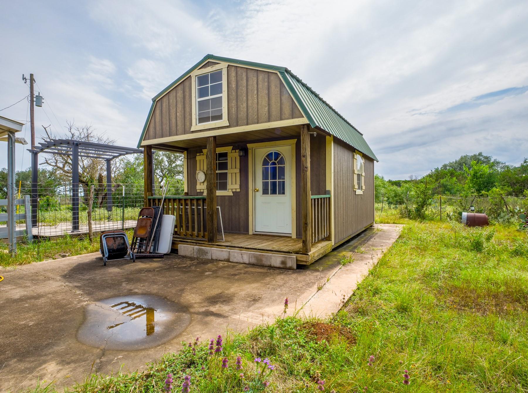 505 Holiday Dr, Burnet, TX 78611