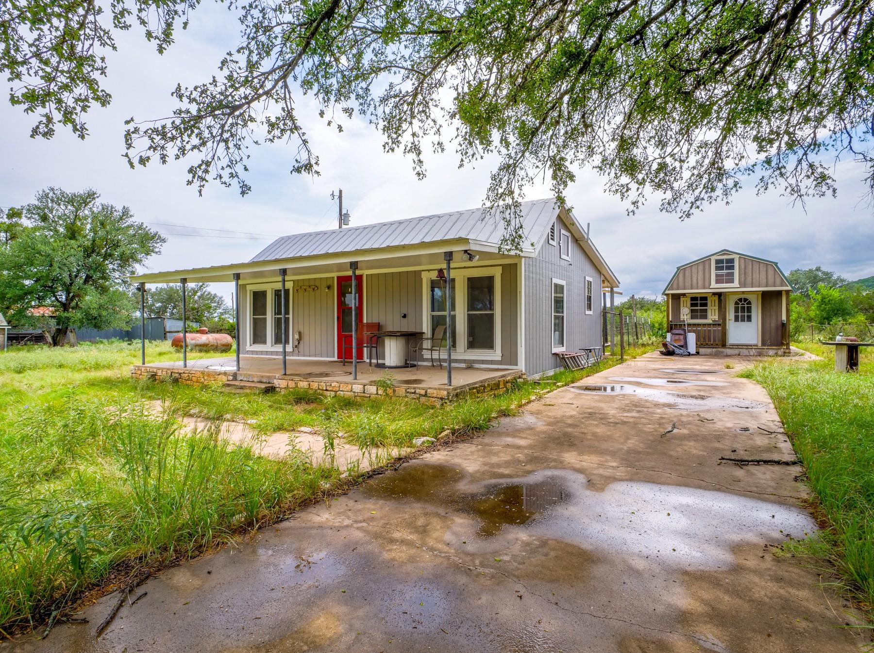 505 Holiday Dr, Burnet, TX 78611