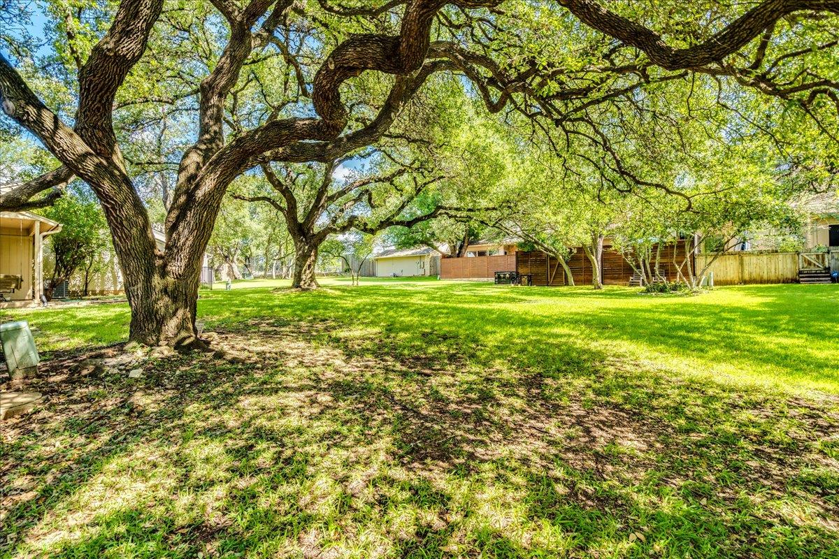 4106 BAYBERRY Dr, Austin, TX 78759