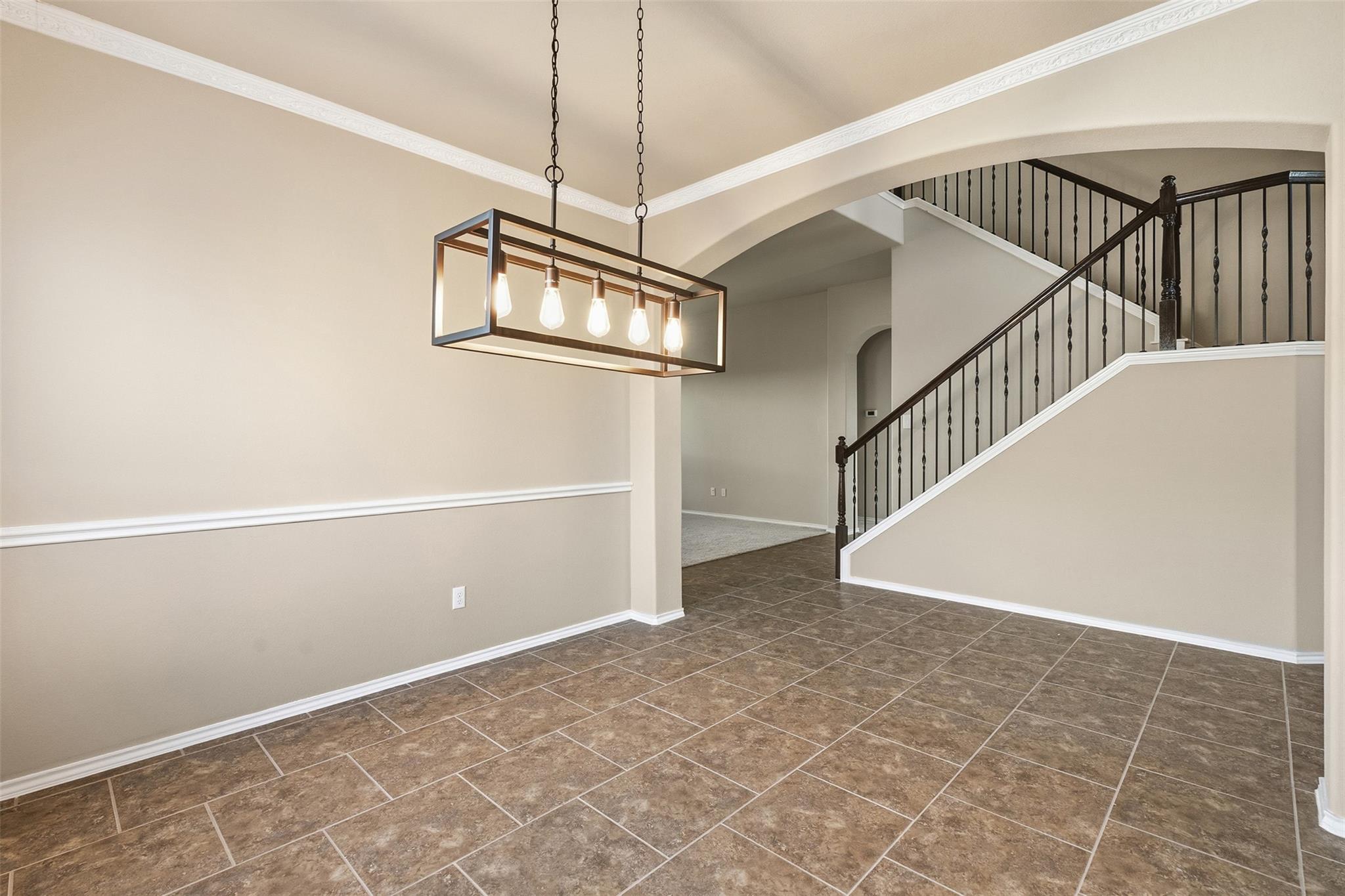 2538 Ravenwood Dr, Round Rock, TX 78665