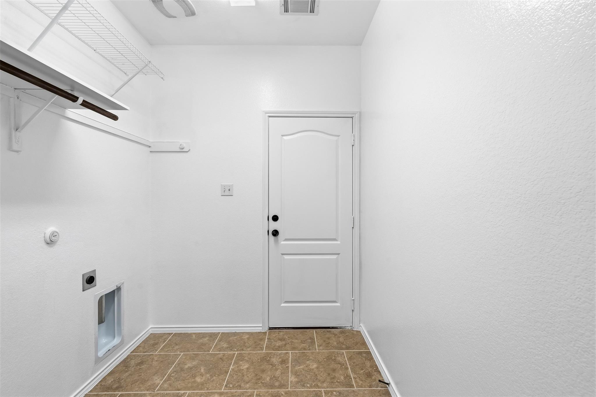 2538 Ravenwood Dr, Round Rock, TX 78665