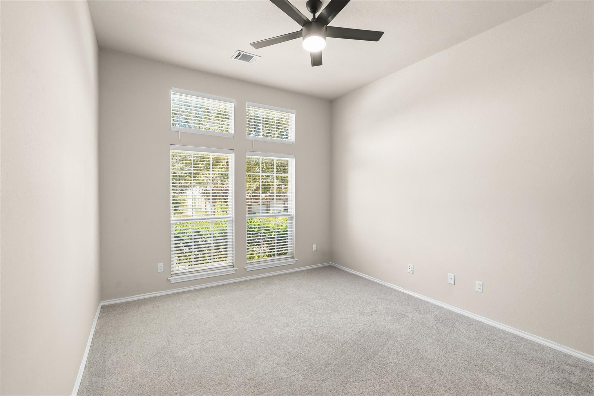 2538 Ravenwood Dr, Round Rock, TX 78665