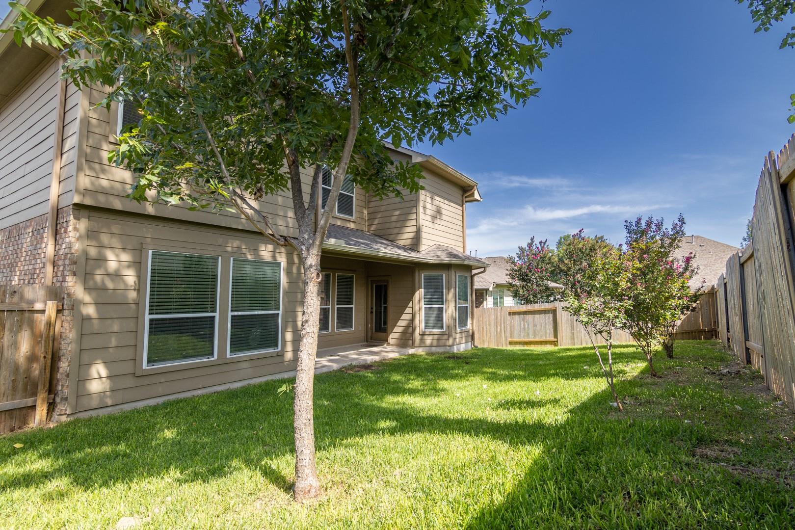 2538 Ravenwood Dr, Round Rock, TX 78665