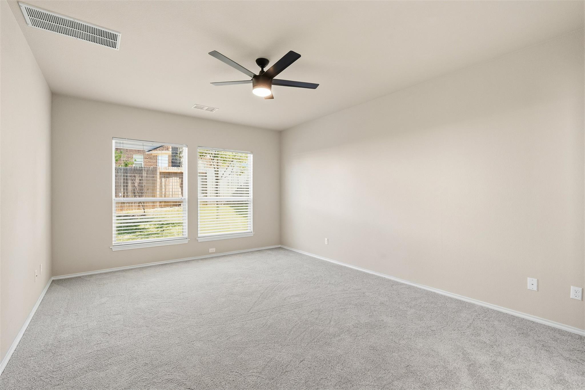 2538 Ravenwood Dr, Round Rock, TX 78665